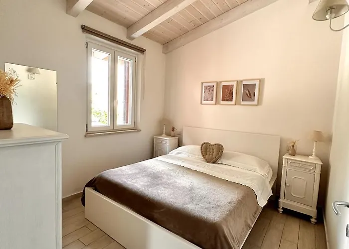 Chiaro Di Luna アパート パッシニャーノ・スル・トラジメーノ